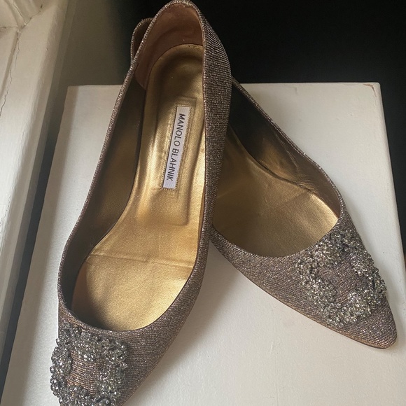 Manolo Blahnik Hangs Flat Glitter - Picture 4 of 5
